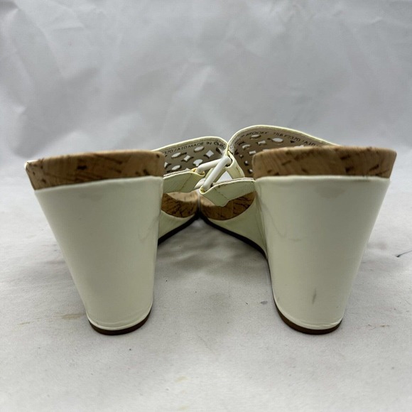 Coach Brook Off White Patent Leather Signature C Wedge Sandals Cork Women 7.5B - Picture 4 of 7